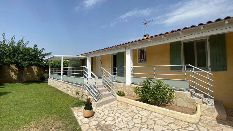 Casa menuiserie pergola à toile Venelles