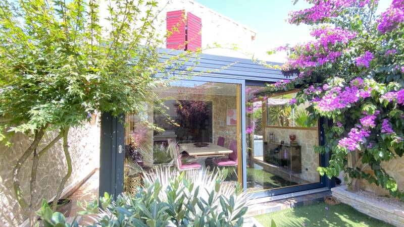 Véranda sur mesure bois alu casa menuiserie